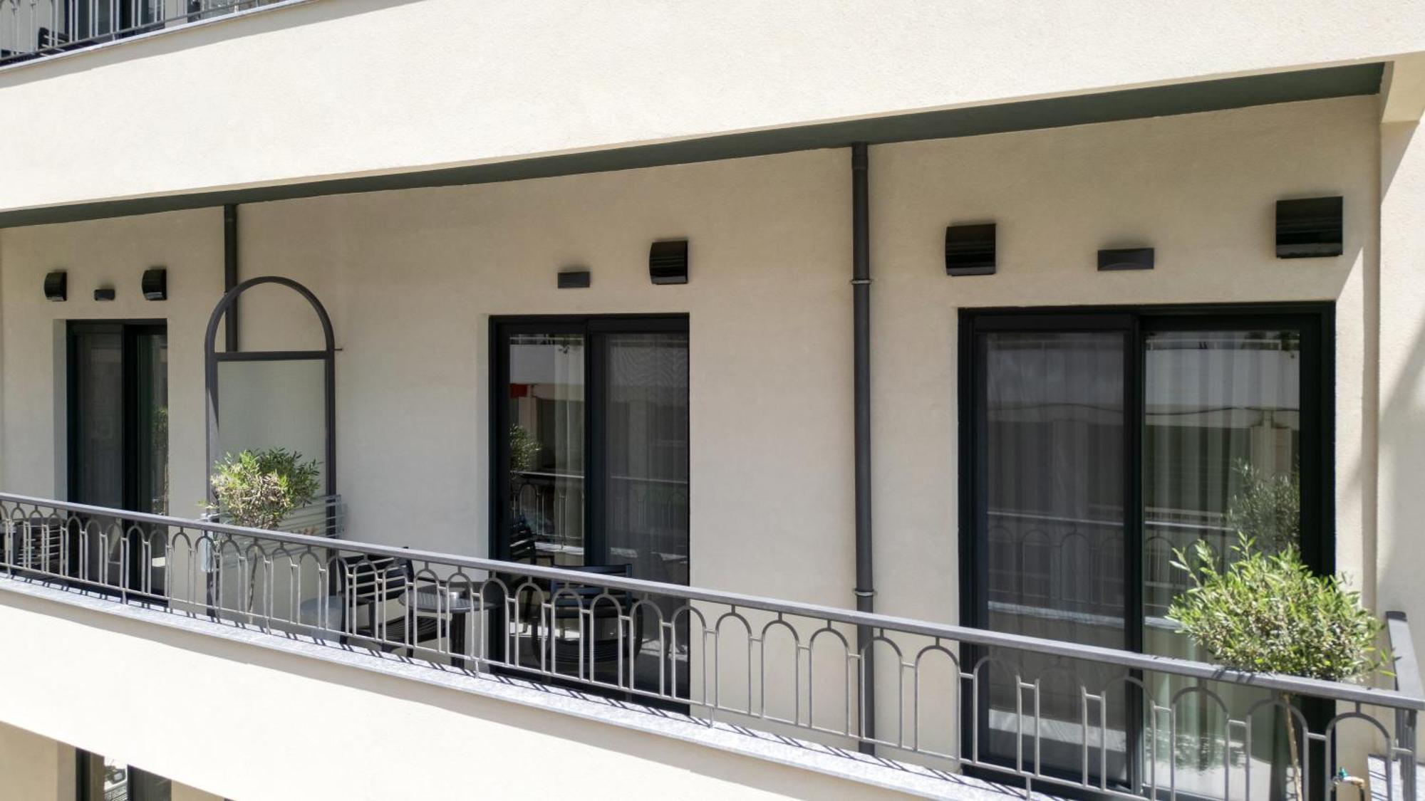 Evripidou 7 - Kalamata Mediterranean Suites Dış mekan fotoğraf