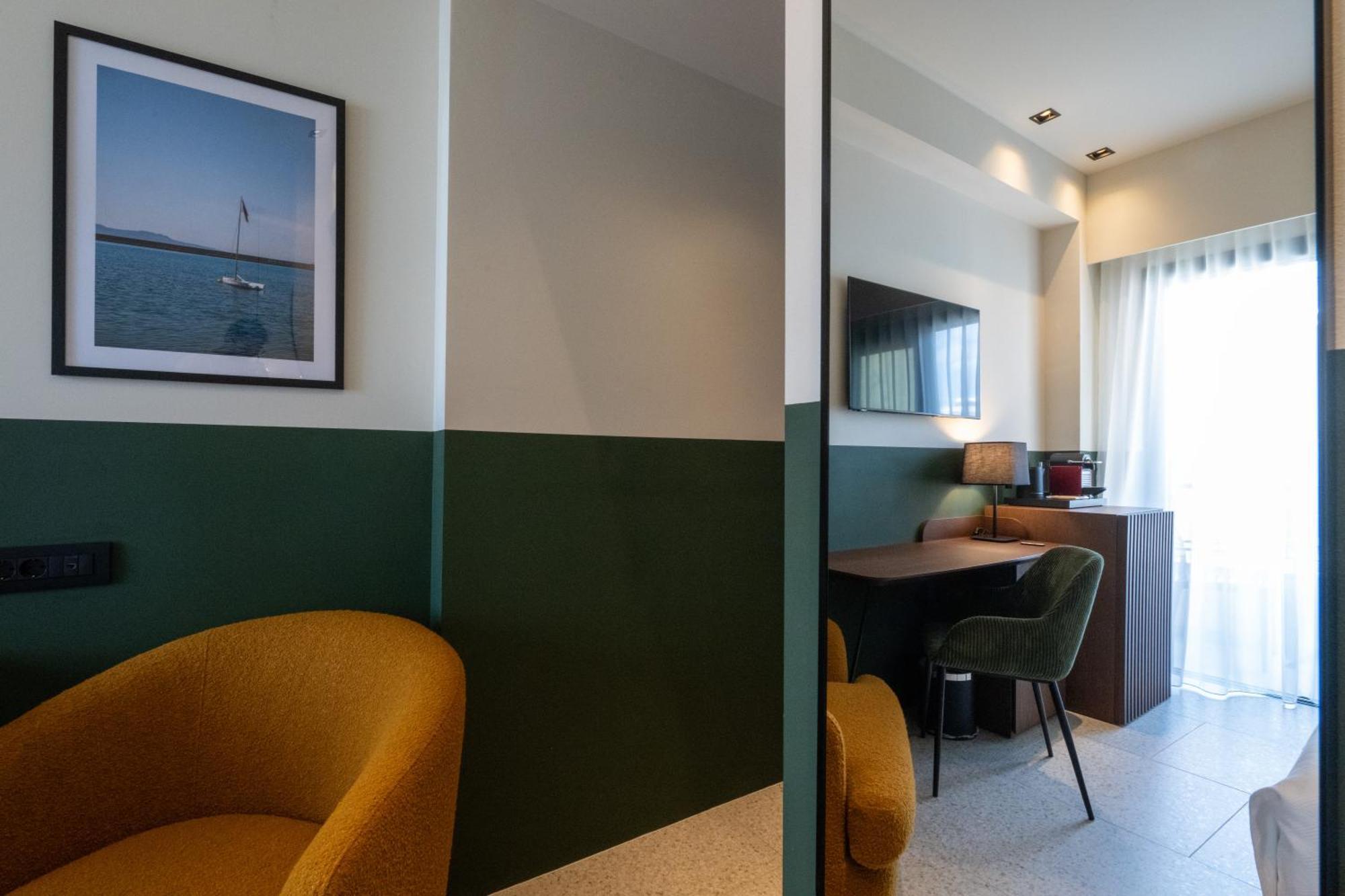 Evripidou 7 - Kalamata Mediterranean Suites Dış mekan fotoğraf